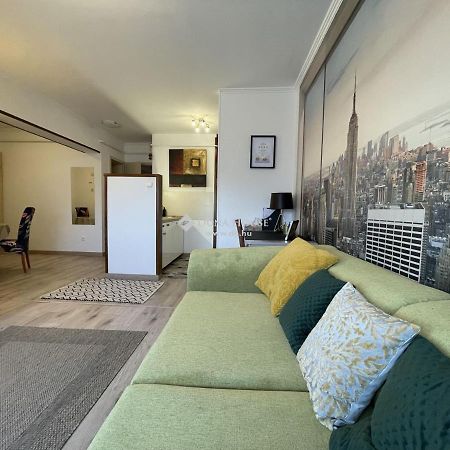 Ybs Apartman Apartment Залегершег Екстериор снимка